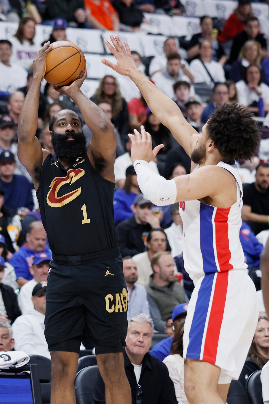 James Harden plagued by turnovers and poor shooting as Cavs fall into 2-0 hole vs. Pistons | iNFOnews.ca