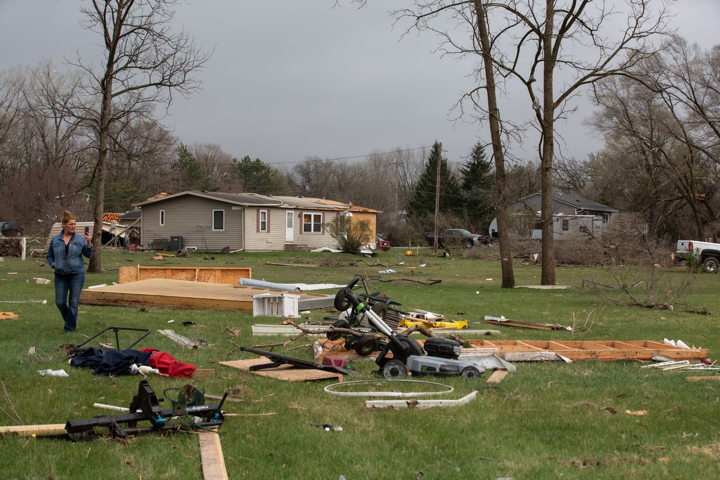 Powerful winds and reported tornadoes rip through the Midwest, leaving heavy damage but no deaths | iNwheels