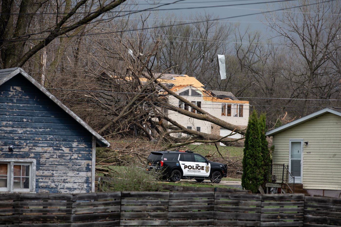 Powerful winds and reported tornadoes rip through the Midwest, leaving heavy damage but no deaths | iNwheels