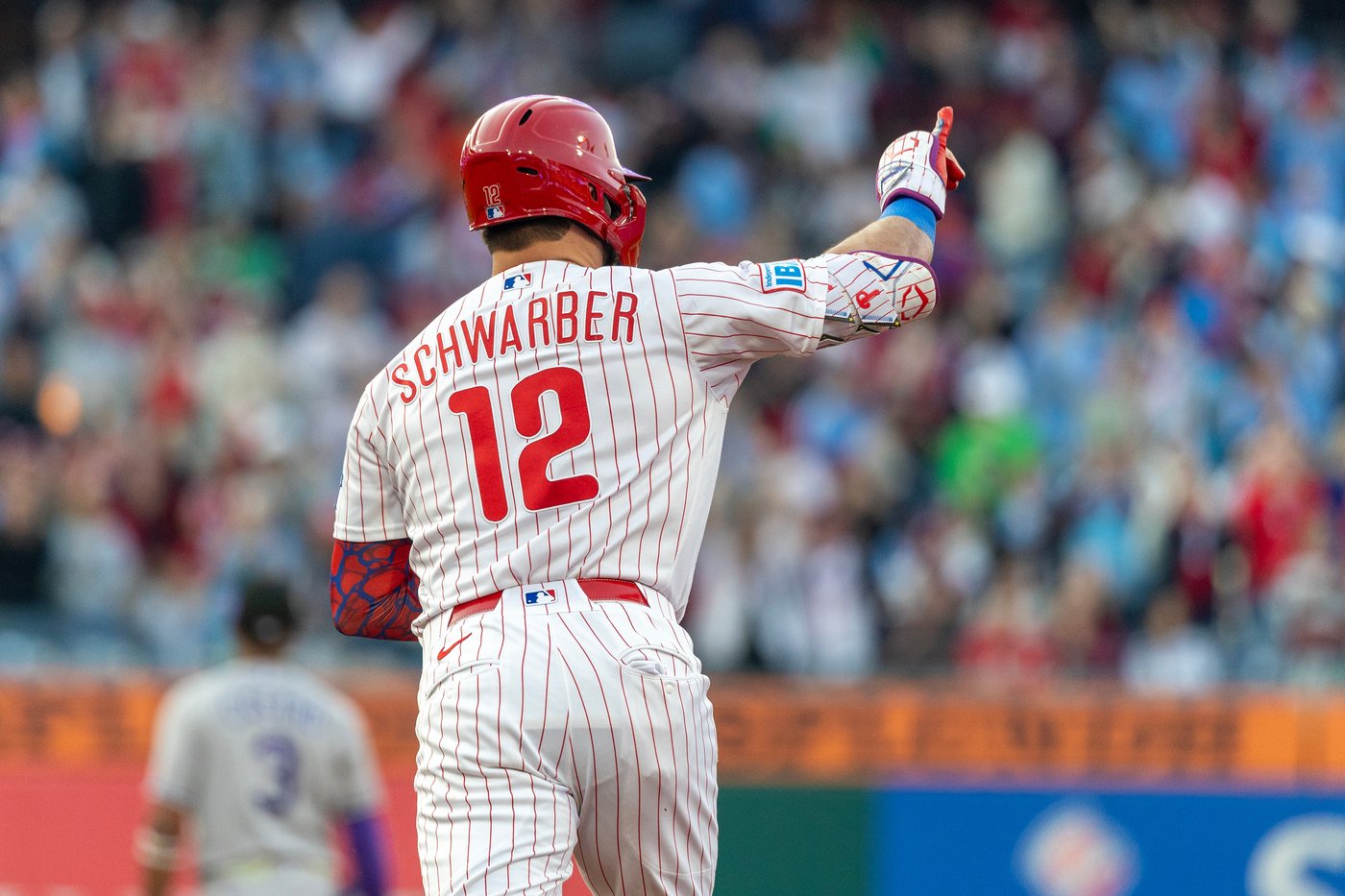 Schwarber homers twice, Phillies beat Rockies 6-0 and improve to 10-3 under Mattingly | iNFOnews.ca