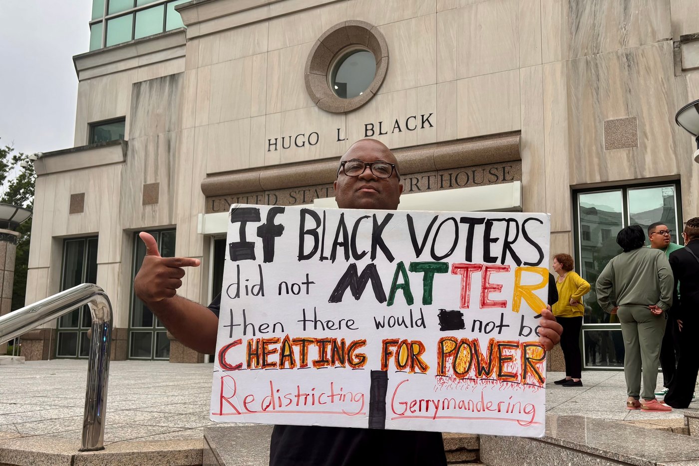 Federal court blocks Alabama plan for new congressional districts that could help Republicans | iNFOnews.ca