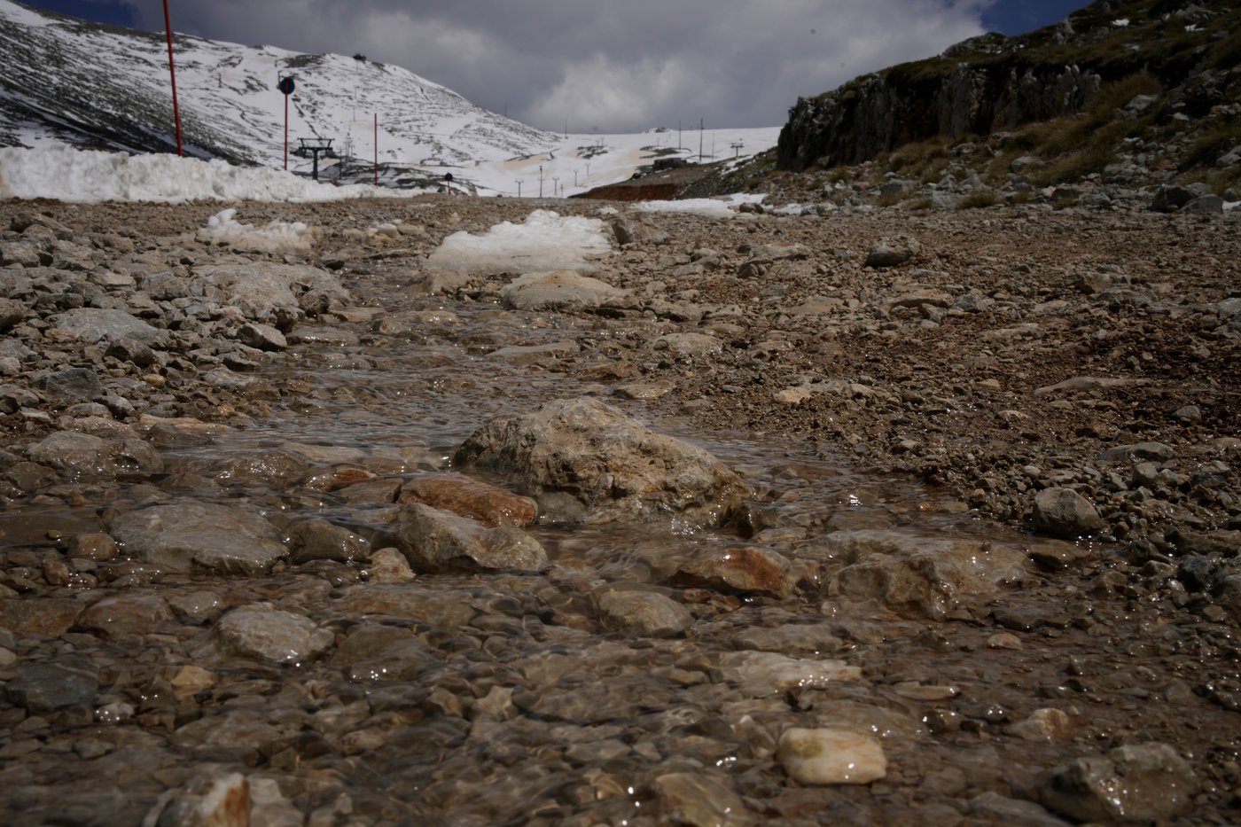 The shrinking snowfall on Greece's mountains is provoking anxiety and altering the economy | iNFOnews.ca
