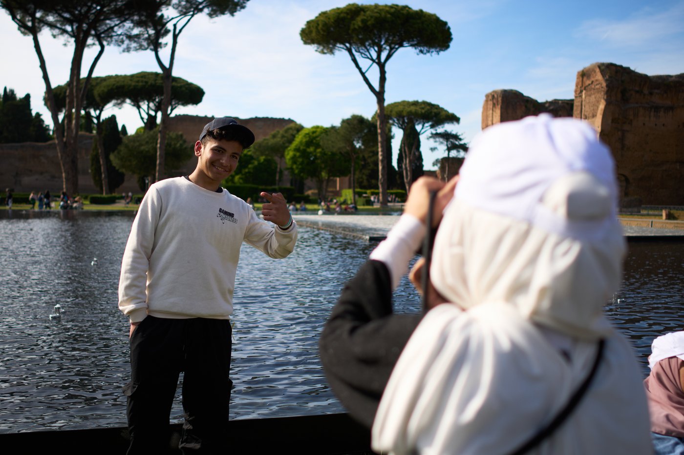 Families evacuated from Gaza enjoy a day to decompress at Rome's ancient baths | iNFOnews.ca