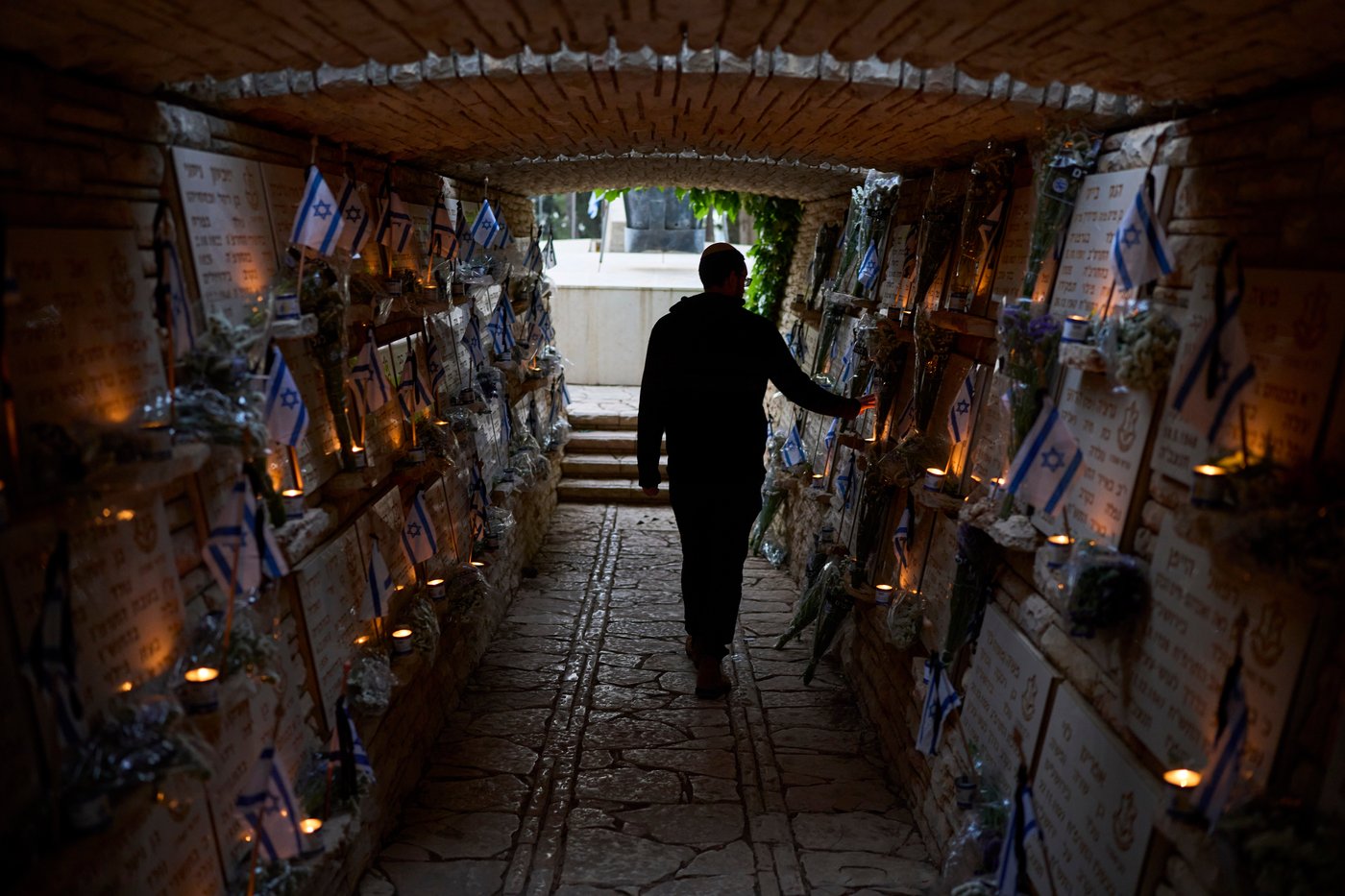 Israel's Memorial Day: Remembrance and grief, in photos | iNFOnews.ca