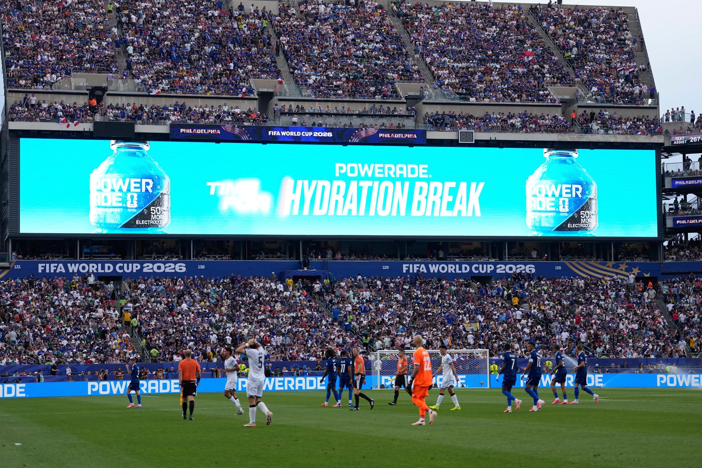 Infantino says FIFA will analyze using hydration breaks at future World Cups | iNFOnews.ca Infantino says FIFA will analyze using hydration breaks at future World Cups | iNFOnews.ca