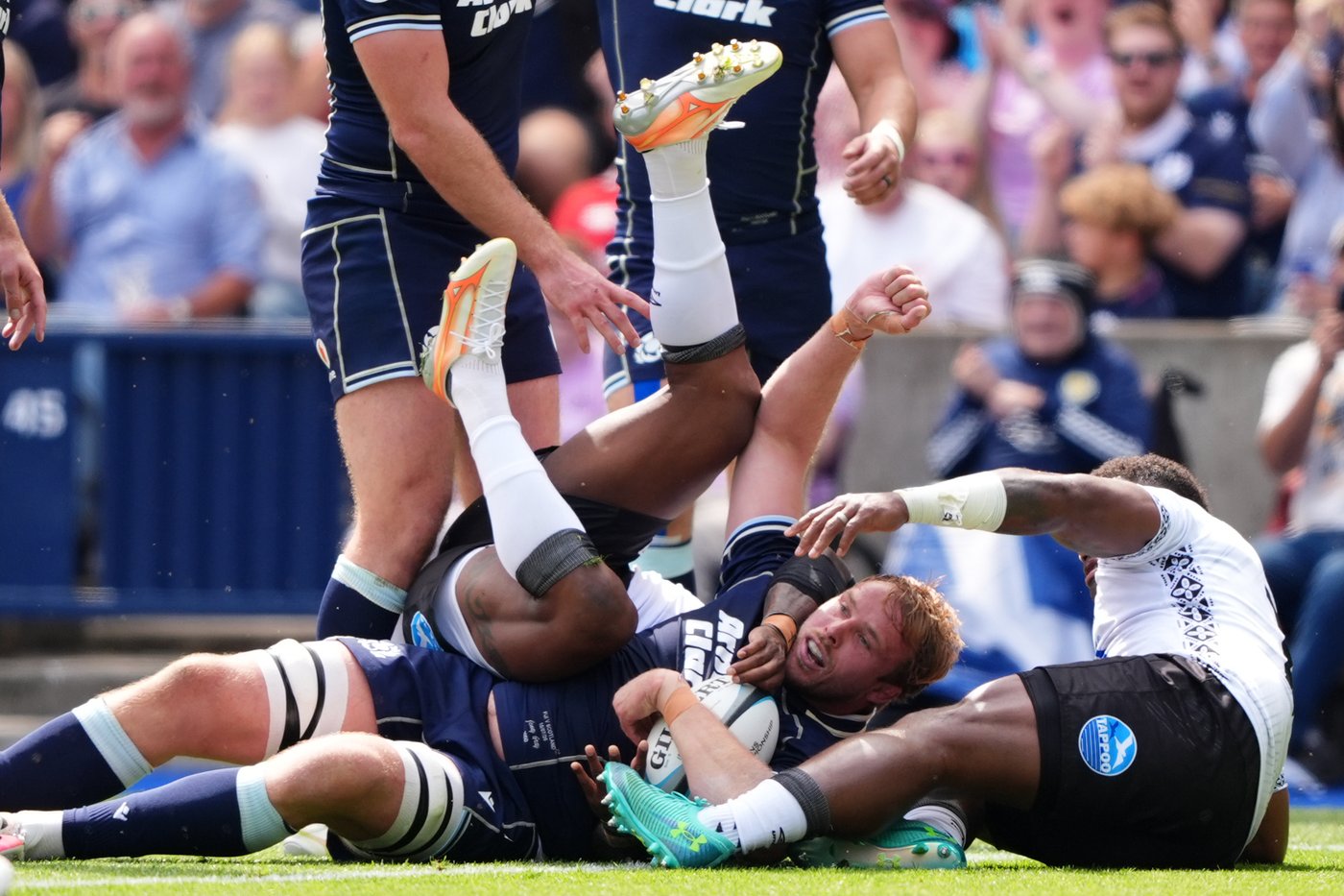 Scotland’s bench sparks comeback to beat Fiji 33-17 at Murrayfield | iNFOnews.ca Scotland’s bench sparks comeback to beat Fiji 33-17 at Murrayfield | iNFOnews.ca