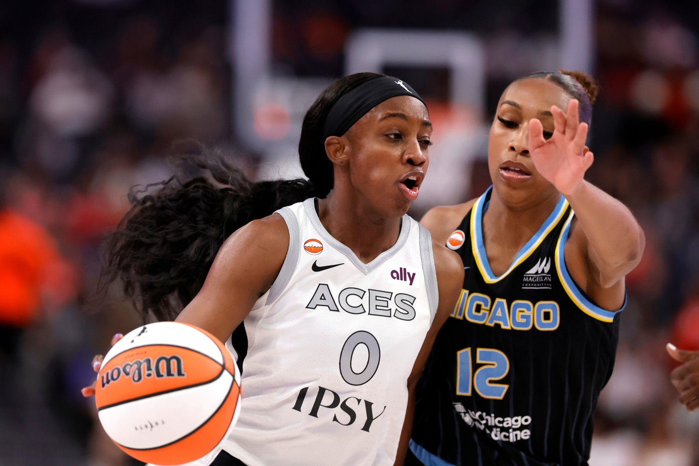 Smith scores 29 to help the Aces beat the Sky 98-90 | iNFOnews.ca Smith scores 29 to help the Aces beat the Sky 98-90 | iNFOnews.ca