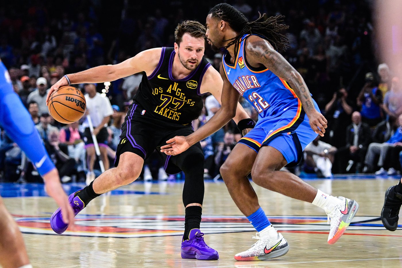 Gilgeous-Alexander’s 28 points lead Thunder's 139-96 rout of Lakers as Doncic hurts hamstring | iNFOnews.ca Gilgeous-Alexander’s 28 points lead Thunder's 139-96 rout of Lakers as Doncic hurts hamstring | iNFOnews.ca