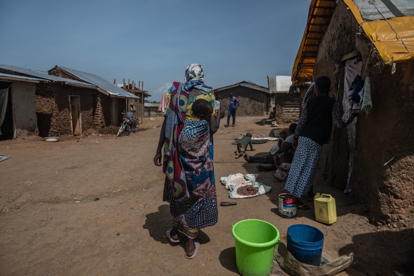 In Congo displacement camp, fighting Ebola with sand, oatmeal and one thermometer but no water | iNFOnews.ca In Congo displacement camp, fighting Ebola with sand, oatmeal and one thermometer but no water | iNFOnews.ca