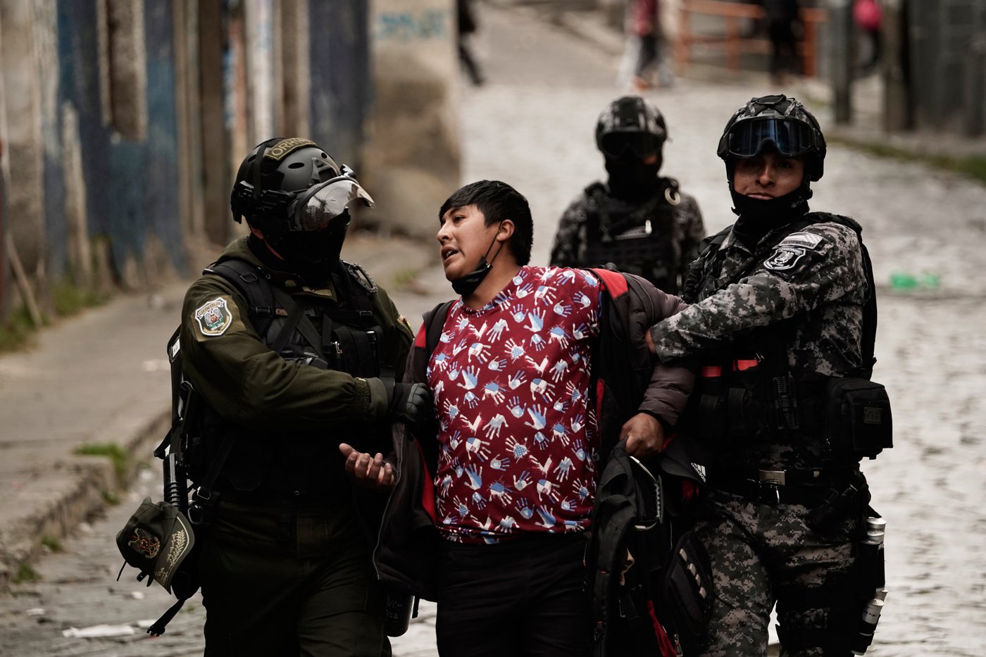 Bolivia’s capital under siege as protests deepen crisis for President Paz | iNFOnews.ca