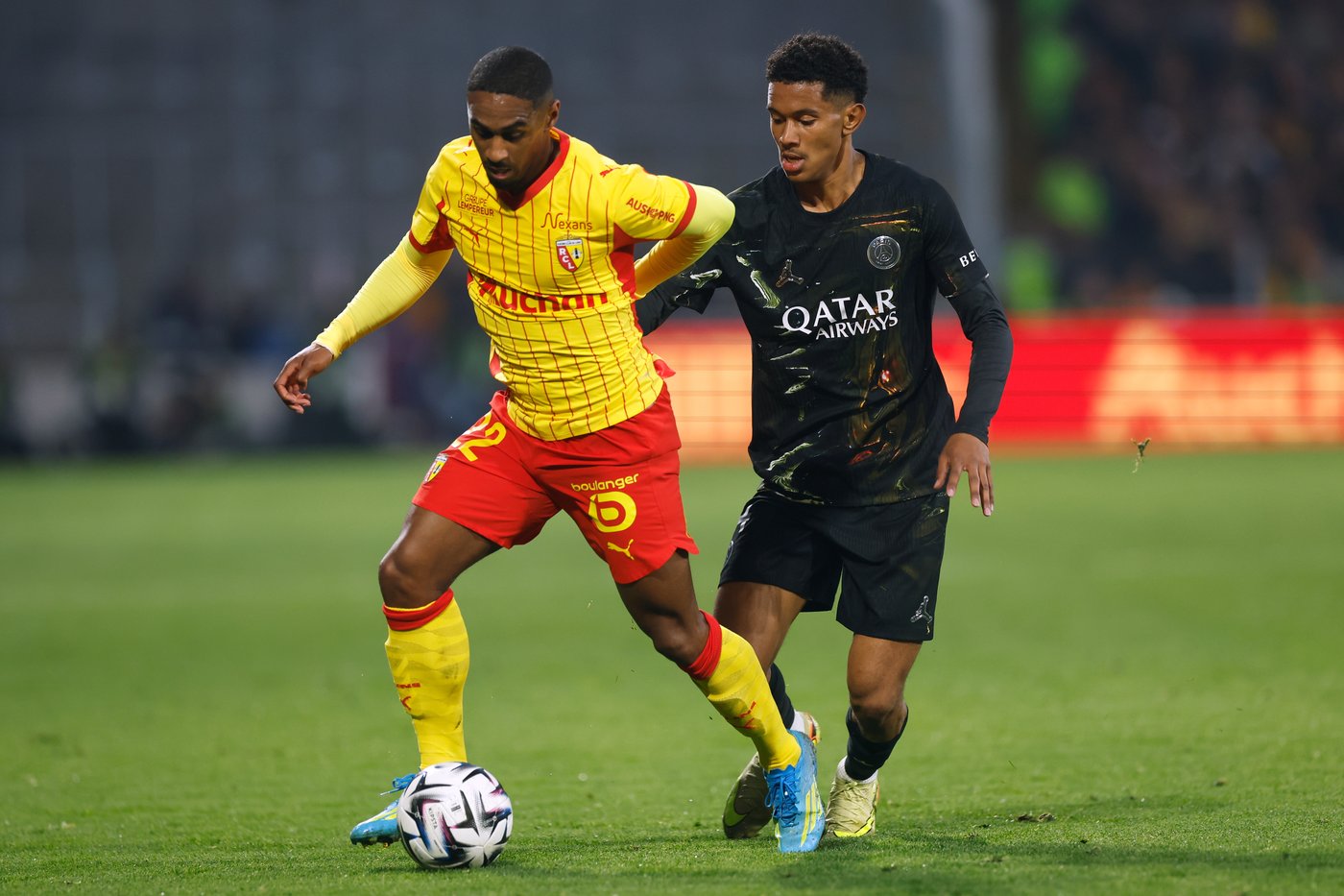 Paris Saint-Germain clinches league title with 2-0 win over closest rival Lens | iNFOnews.ca