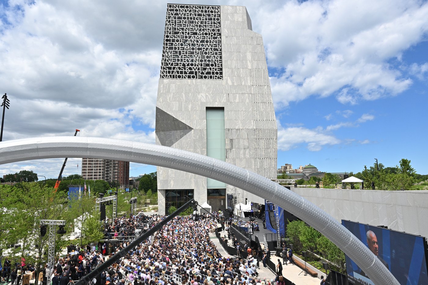 Opening Day at the Obama Museum in photos | iNFOnews.ca