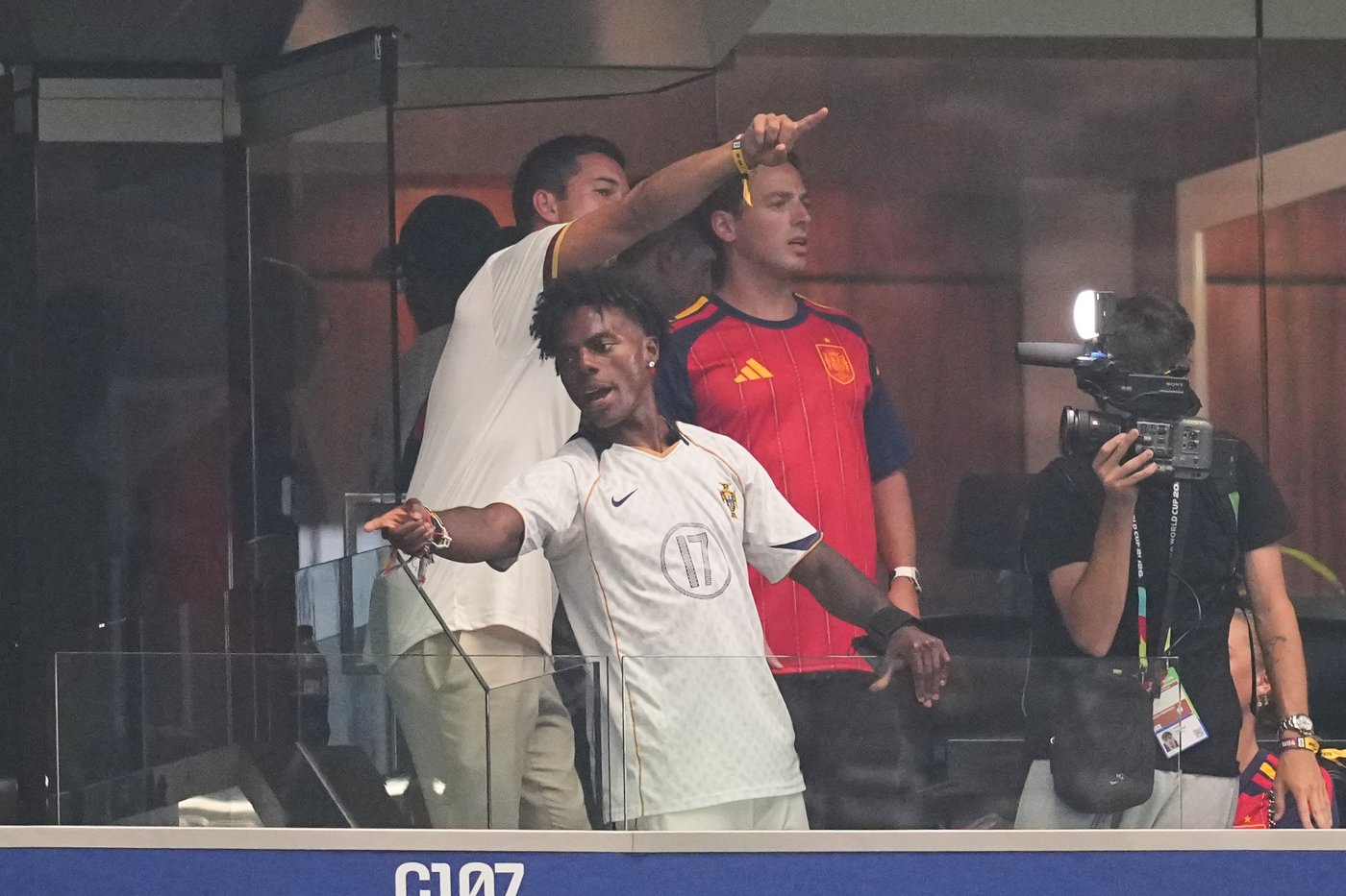 Tom Cruise and IShowSpeed join the World Cup closing ceremony's cast | iNFOnews.ca