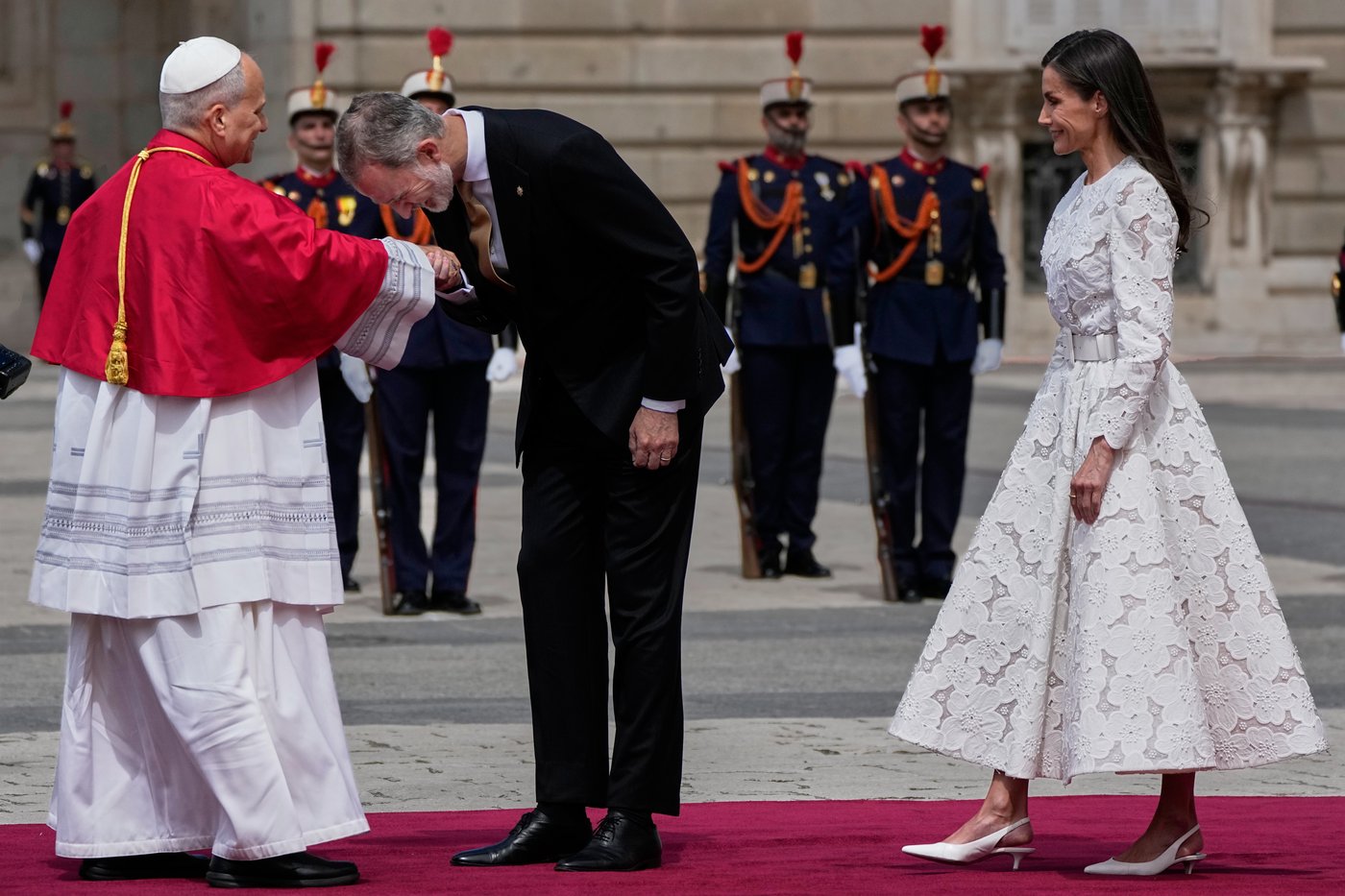 Pope Leo XIV urges Spain to stop fanning flames of polarization on first papal visit in 15 years | iNFOnews.ca Pope Leo XIV urges Spain to stop fanning flames of polarization on first papal visit in 15 years | iNFOnews.ca