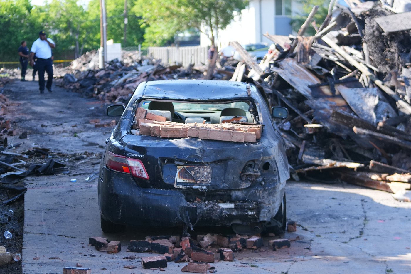 Dallas firefighters were preparing evacuation moments before deadly apartment blast, chief says | iNhome Dallas firefighters were preparing evacuation moments before deadly apartment blast, chief says | iNhome