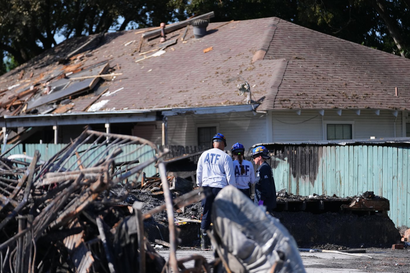 Dallas firefighters were preparing evacuation moments before deadly apartment blast, chief says | iNhome Dallas firefighters were preparing evacuation moments before deadly apartment blast, chief says | iNhome