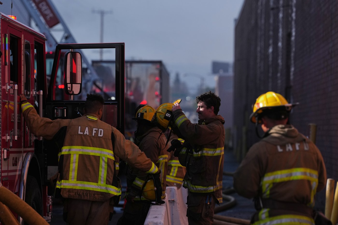 LA Mayor Bass declares emergency to secure resources to help fight warehouse fire | iNwheels