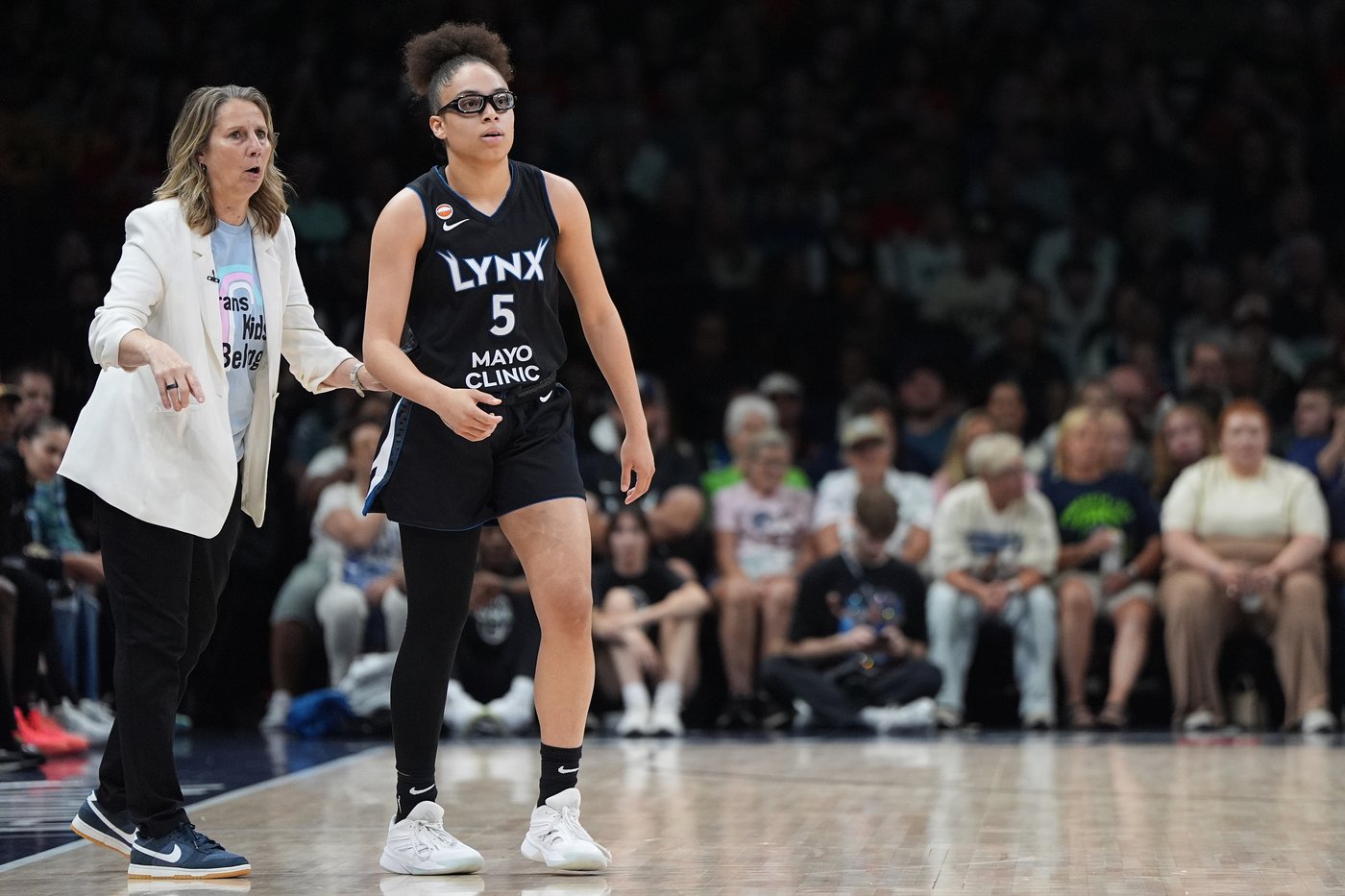 Miles, Williams help WNBA-best Lynx hold off Fever 108-100 | iNFOnews.ca