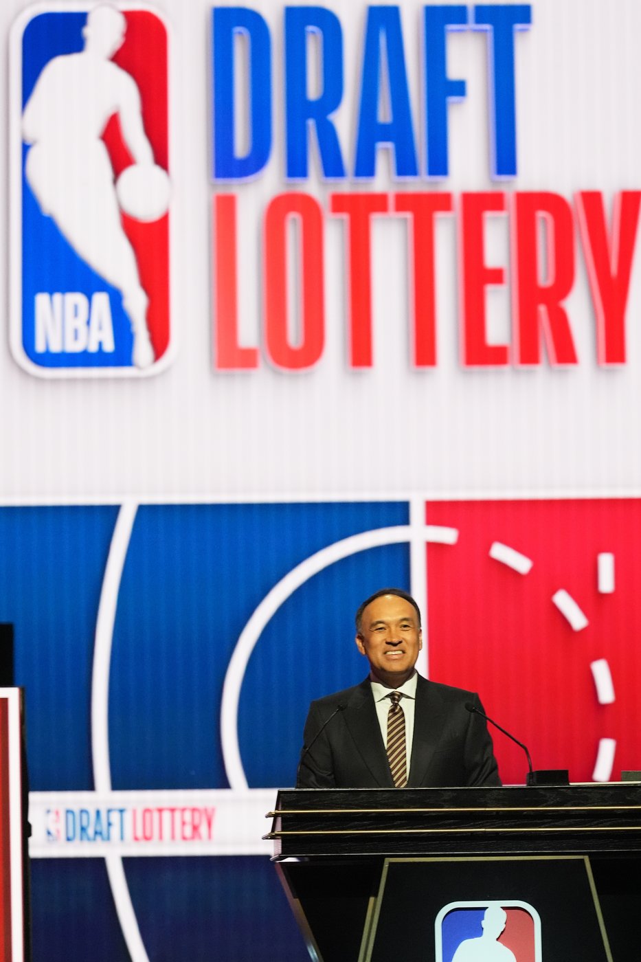 Washington wins NBA draft lottery, chance to pick first on June 23 | iNFOnews.ca