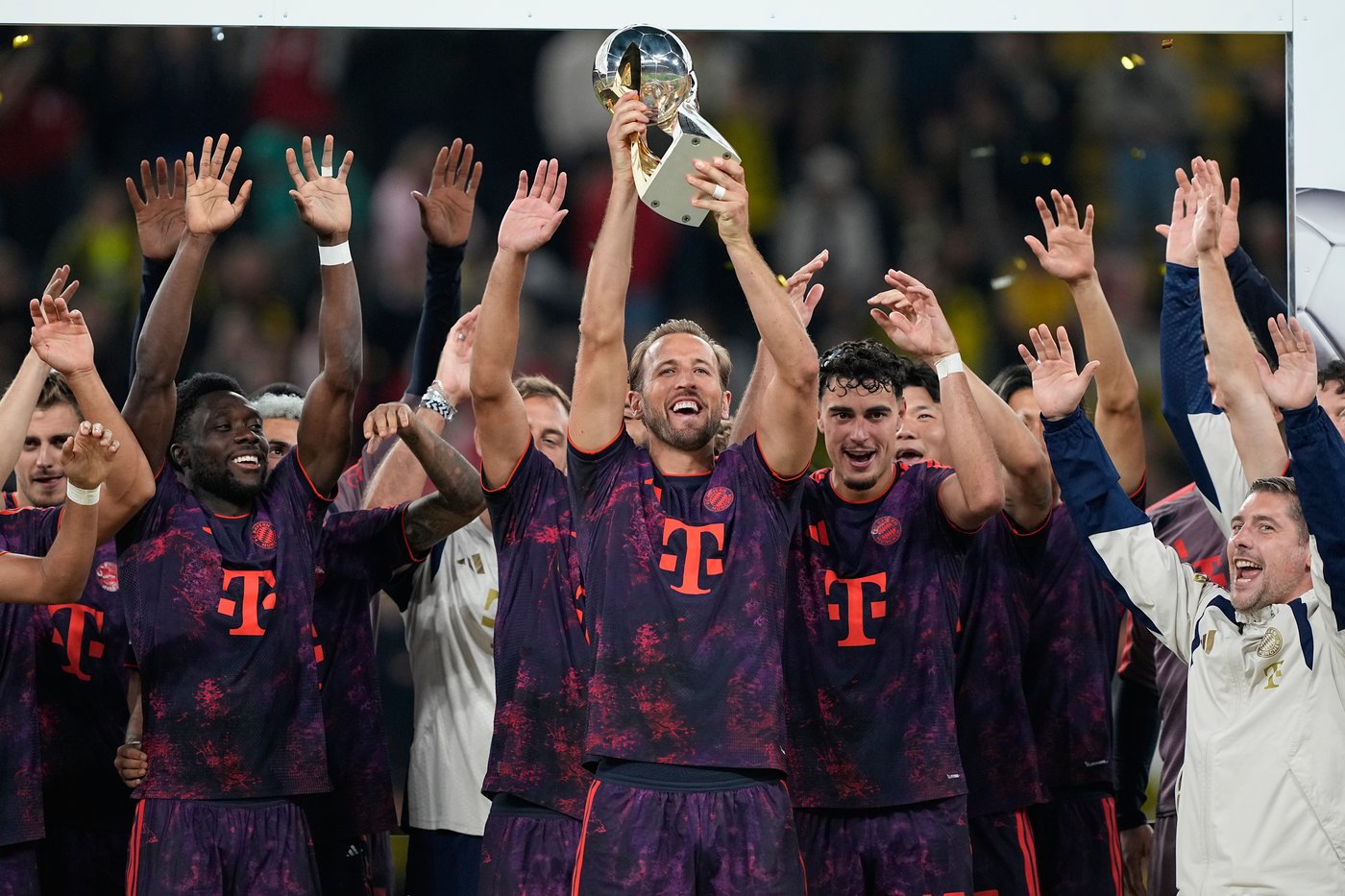 Harry Kane, Giulia Gwinn are Germany's players of the year | iNFOnews.ca