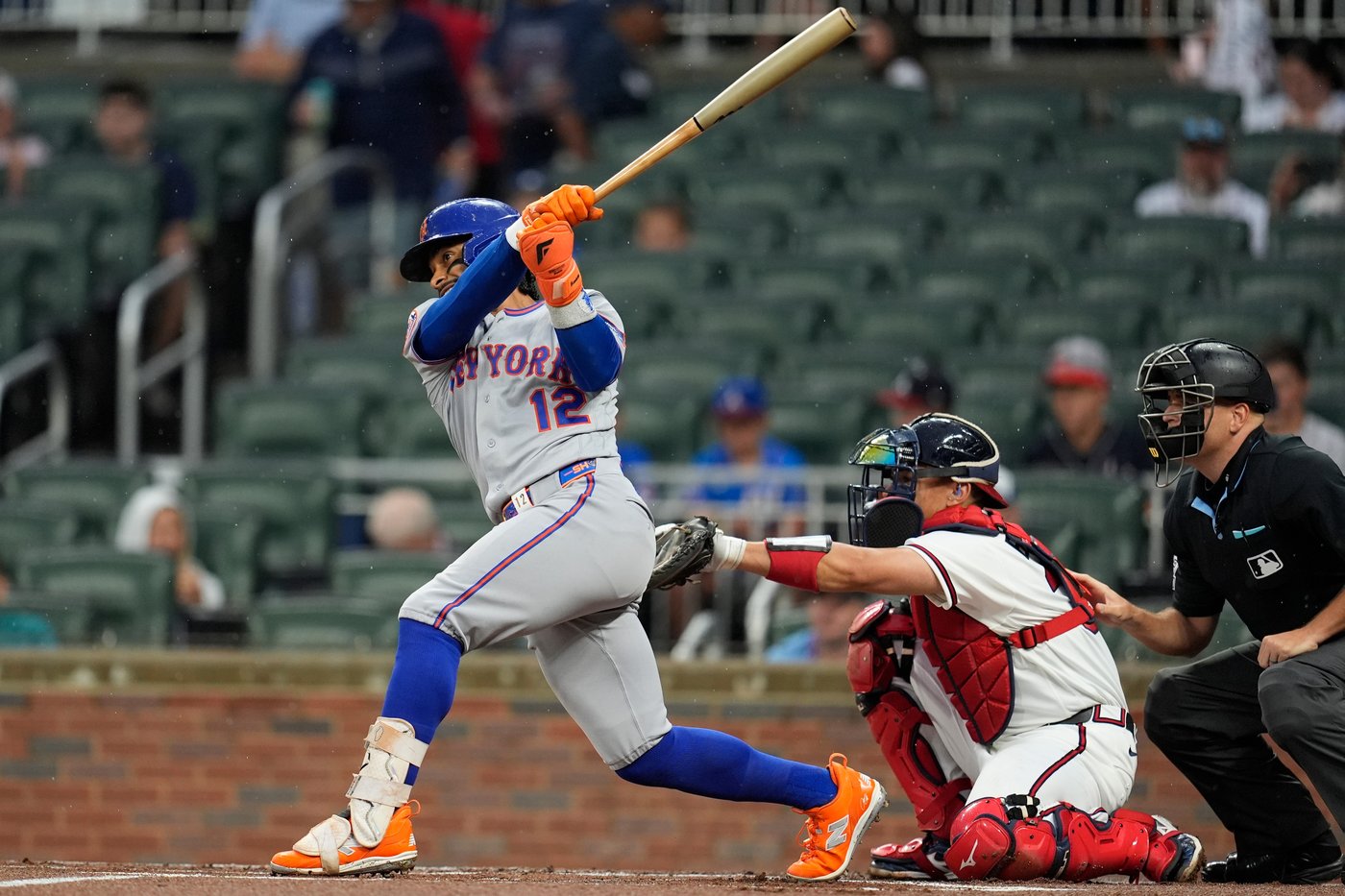 Pérez pitches 6 more scoreless innings, Albies and Olson homer for Braves in 4-0 win over Mets | iNFOnews.ca Pérez pitches 6 more scoreless innings, Albies and Olson homer for Braves in 4-0 win over Mets | iNFOnews.ca