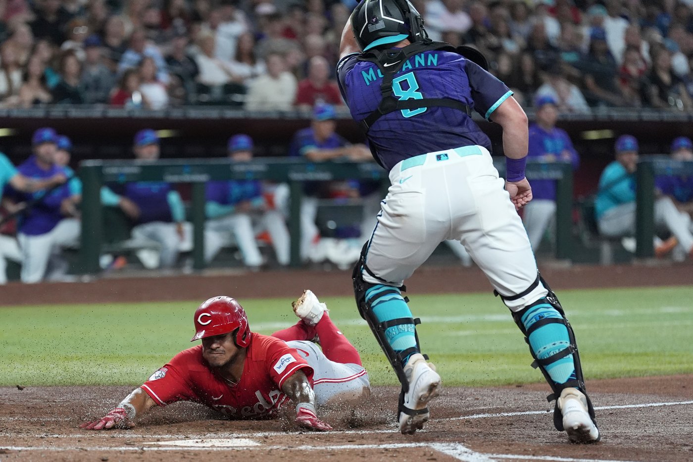 Ildemaro Vargas' 2-run triple highlights rally that pushes the Diamondbacks past Reds 5-3 | iNFOnews.ca Ildemaro Vargas' 2-run triple highlights rally that pushes the Diamondbacks past Reds 5-3 | iNFOnews.ca