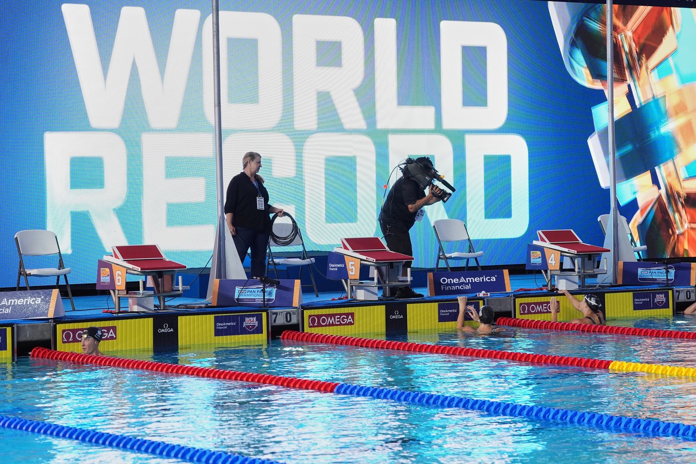 Lani Pallister stuns Katie Ledecky with her first international 800 free loss at Pan Pacs | iNFOnews.ca Lani Pallister stuns Katie Ledecky with her first international 800 free loss at Pan Pacs | iNFOnews.ca
