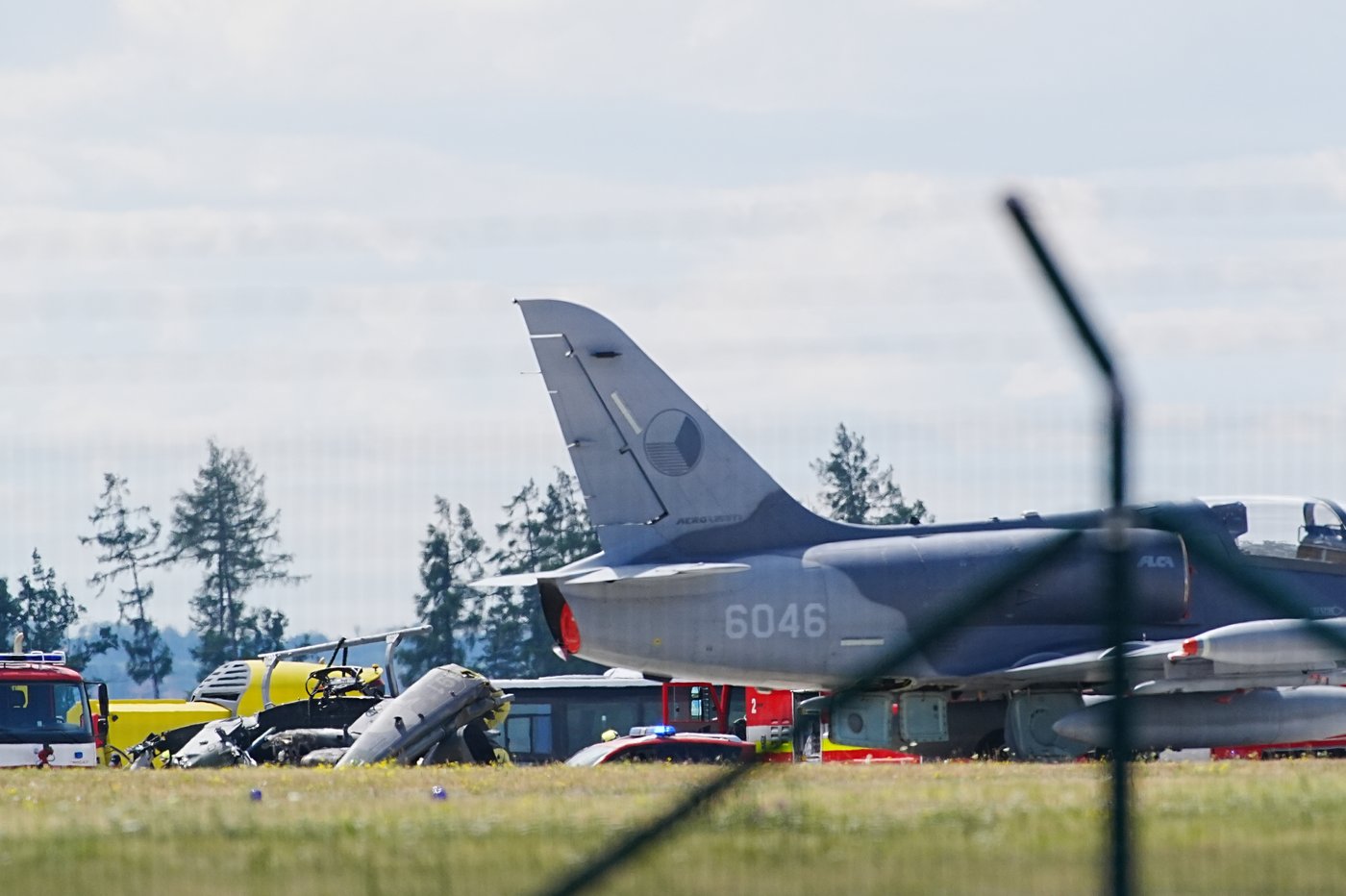 A Czech military helicopter crashes at an air force base, killing 1 soldier on board | iNFOnews.ca