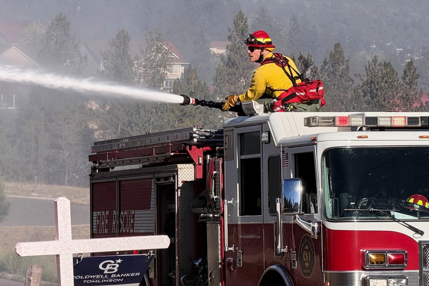 Eastern Washington wildfire forces evacuations and destroys homes | iNFOnews.ca
