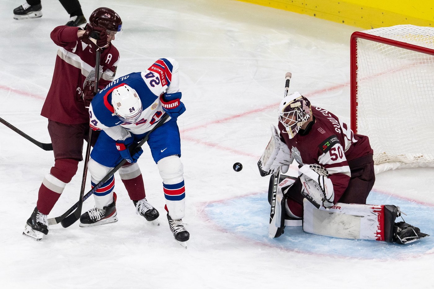 Latvia stuns the US and the Swiss rout Hungary at ice hockey worlds | iNFOnews.ca