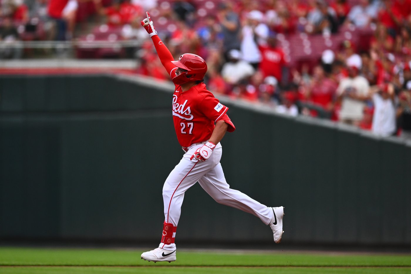 Sal Stewart's 3-run homer in 4-run first inning spoils Kodai Senga's return as Reds beat Mets 5-3 | iNFOnews.ca