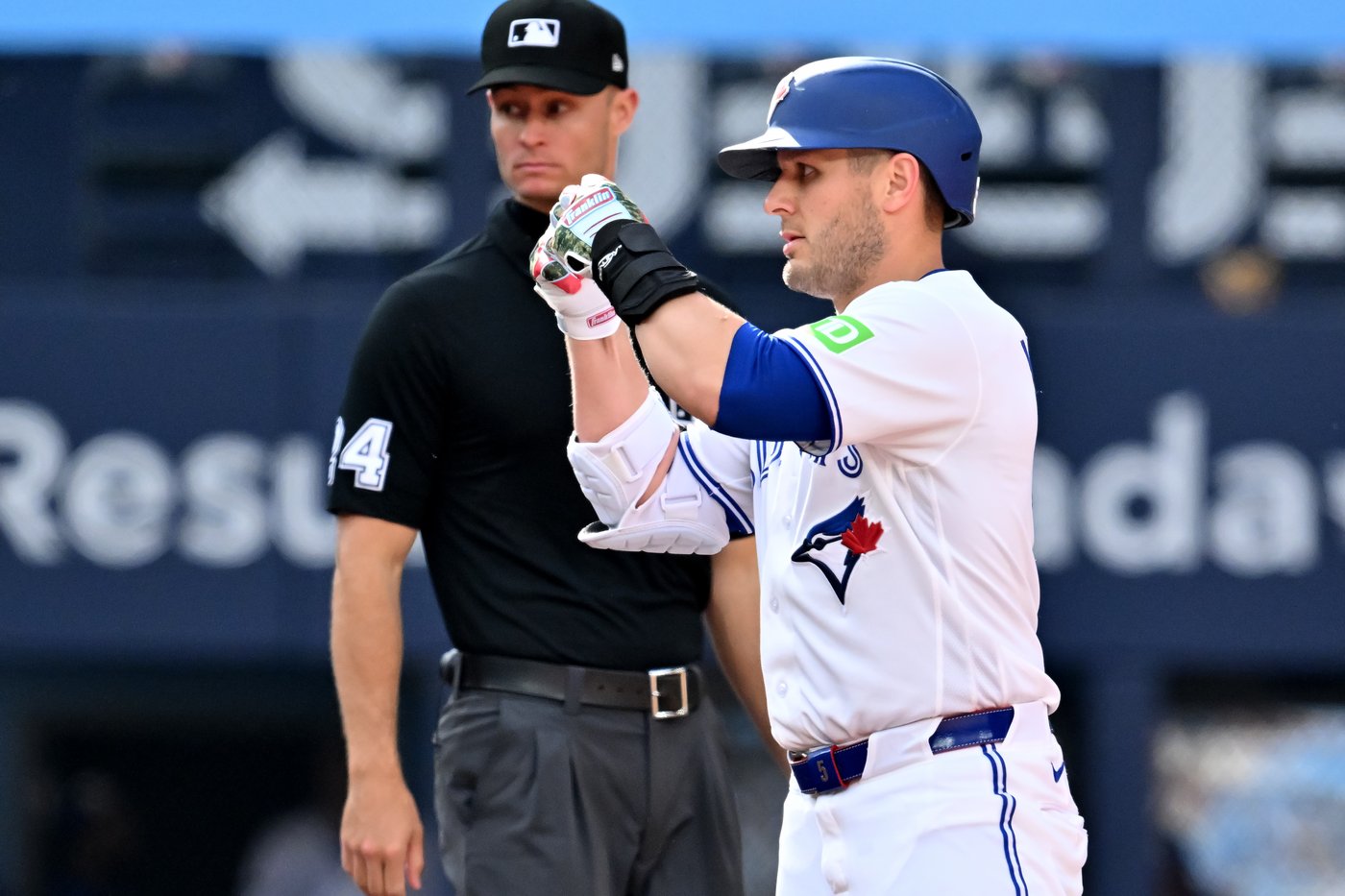 Bieber takes blame after rocky debut as Blue Jays see comeback effort fall short late | iNFOnews.ca