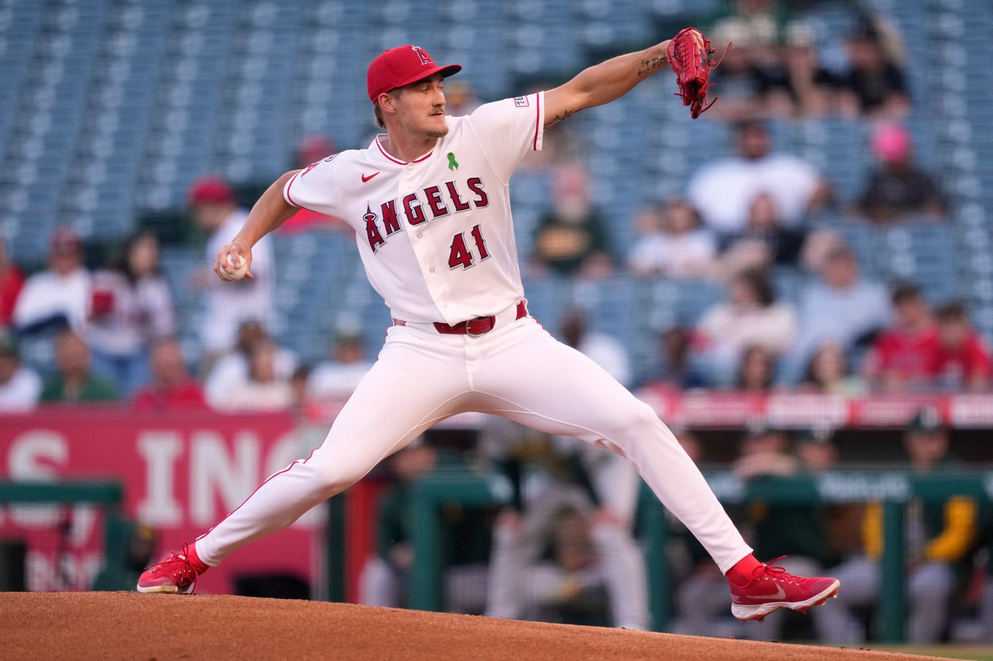 Jeff McNeil's homer in 9th and Tyler Soderstrom's single in 10th lift A's to 6-5 win over Angels | iNFOnews.ca
