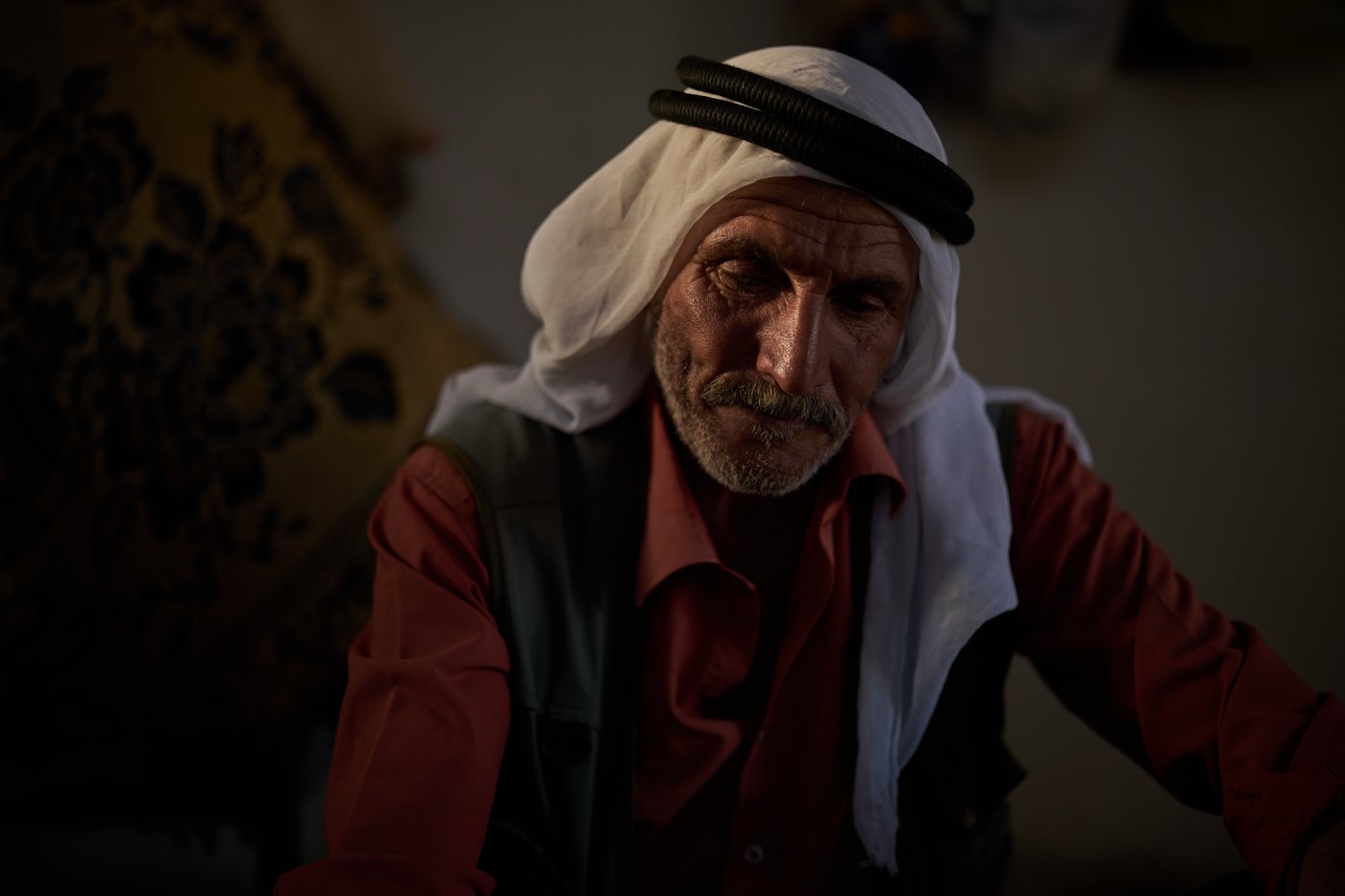 PHOTO ESSAY: Palestinian shepherds endure life alongside Israeli settler outposts | iNFOnews.ca