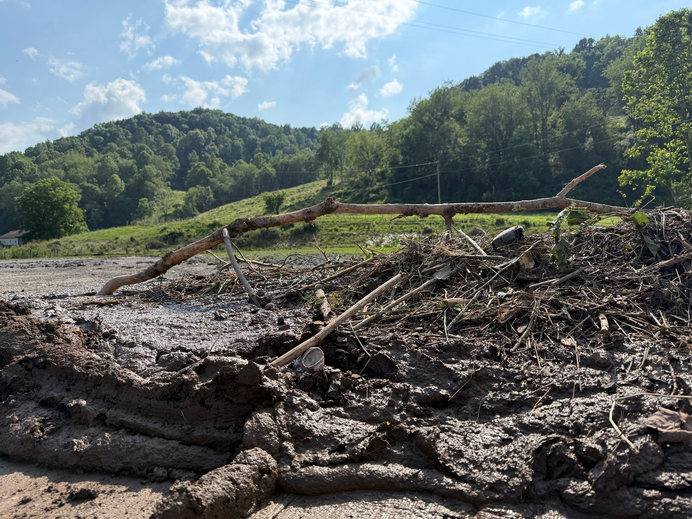 2 dead in flash floods caused by heavy rain in West Virginia, governor's office says | iNFOnews.ca 2 dead in flash floods caused by heavy rain in West Virginia, governor's office says | iNFOnews.ca