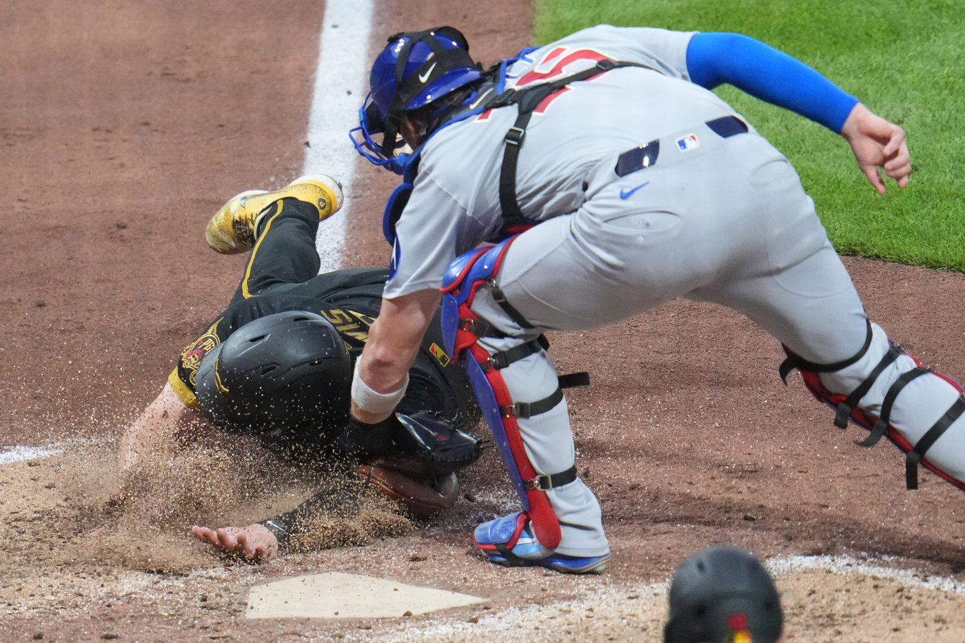 Dansby Swanson's two-out single in the 10th inning, Boyd's strong outing lift Cubs over Pirates 3-2 | iNFOnews.ca