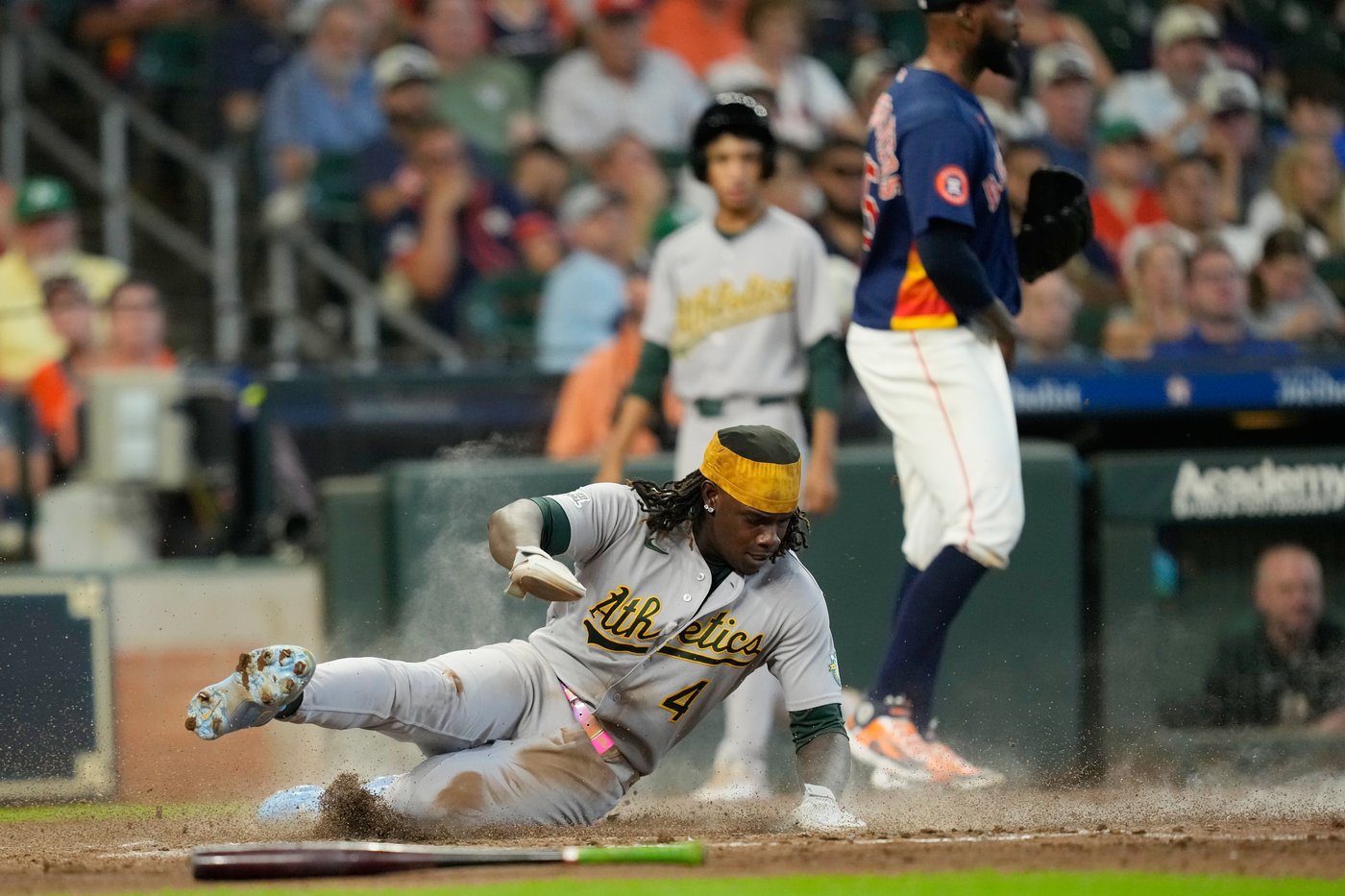 Muncy's solo homer caps off A's rally as Oakland beats Houston 7-6 | iNFOnews.ca Muncy's solo homer caps off A's rally as Oakland beats Houston 7-6 | iNFOnews.ca