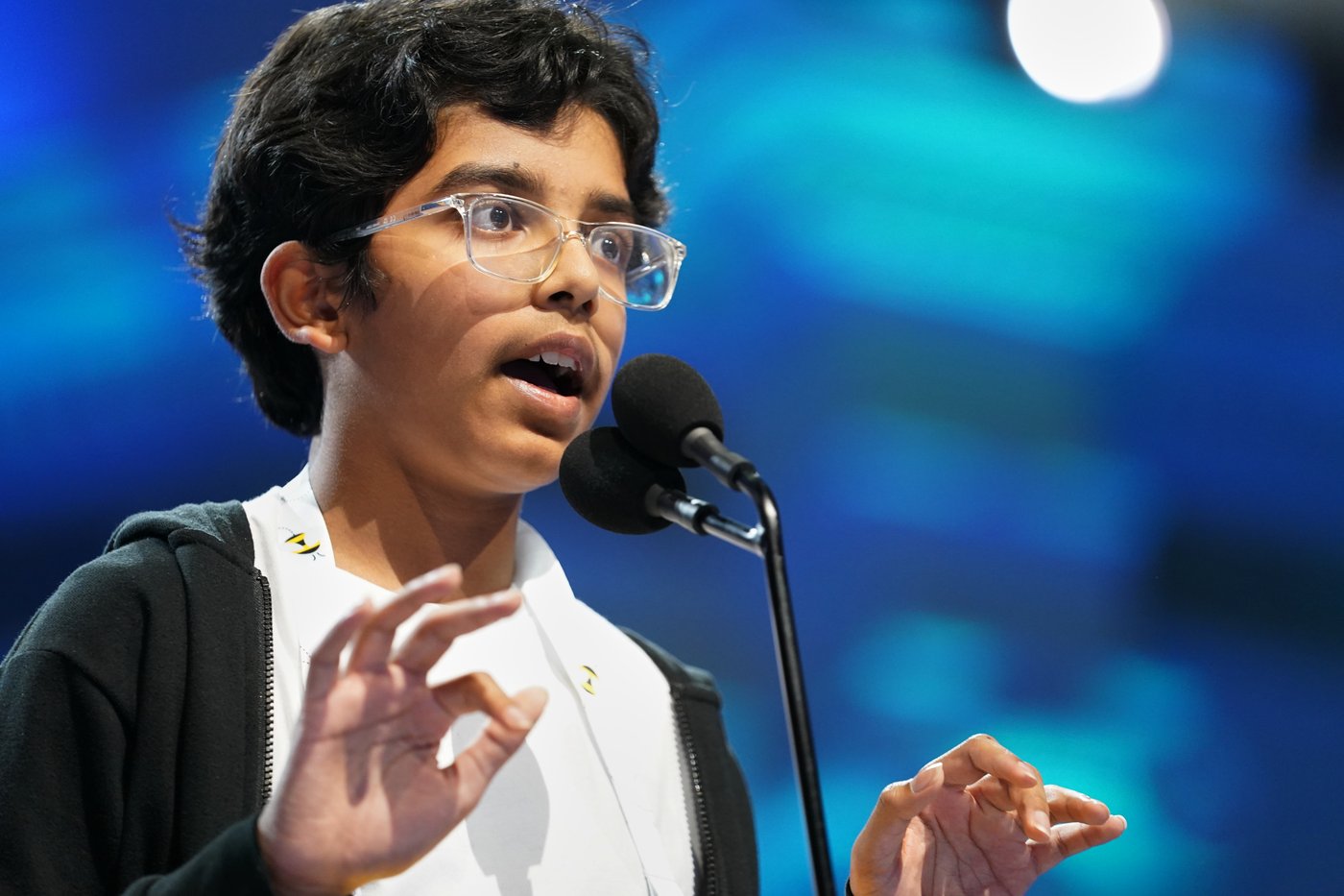 Shrey Parikh bounces back, battles nerves and dominates spell-off to win the National Spelling Bee | iNFOnews.ca
