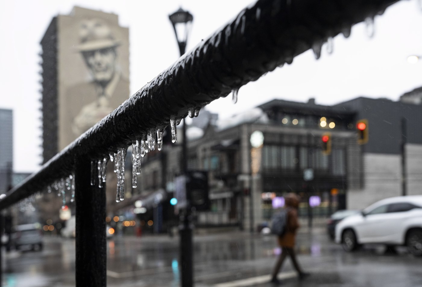 Winter storm brings freezing rain, heavy snow into Ontario and Quebec | iNFOnews.ca