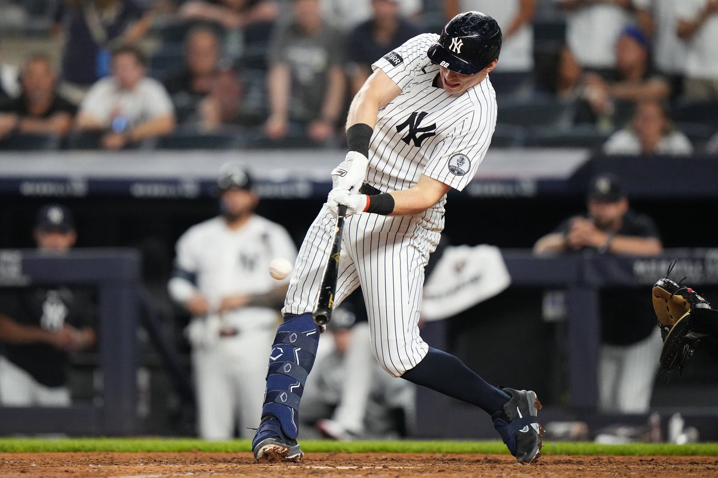Yankees rally with 2 outs in 9th inning and beat Braves 3-2 in 10 after long rain delay | iNFOnews.ca