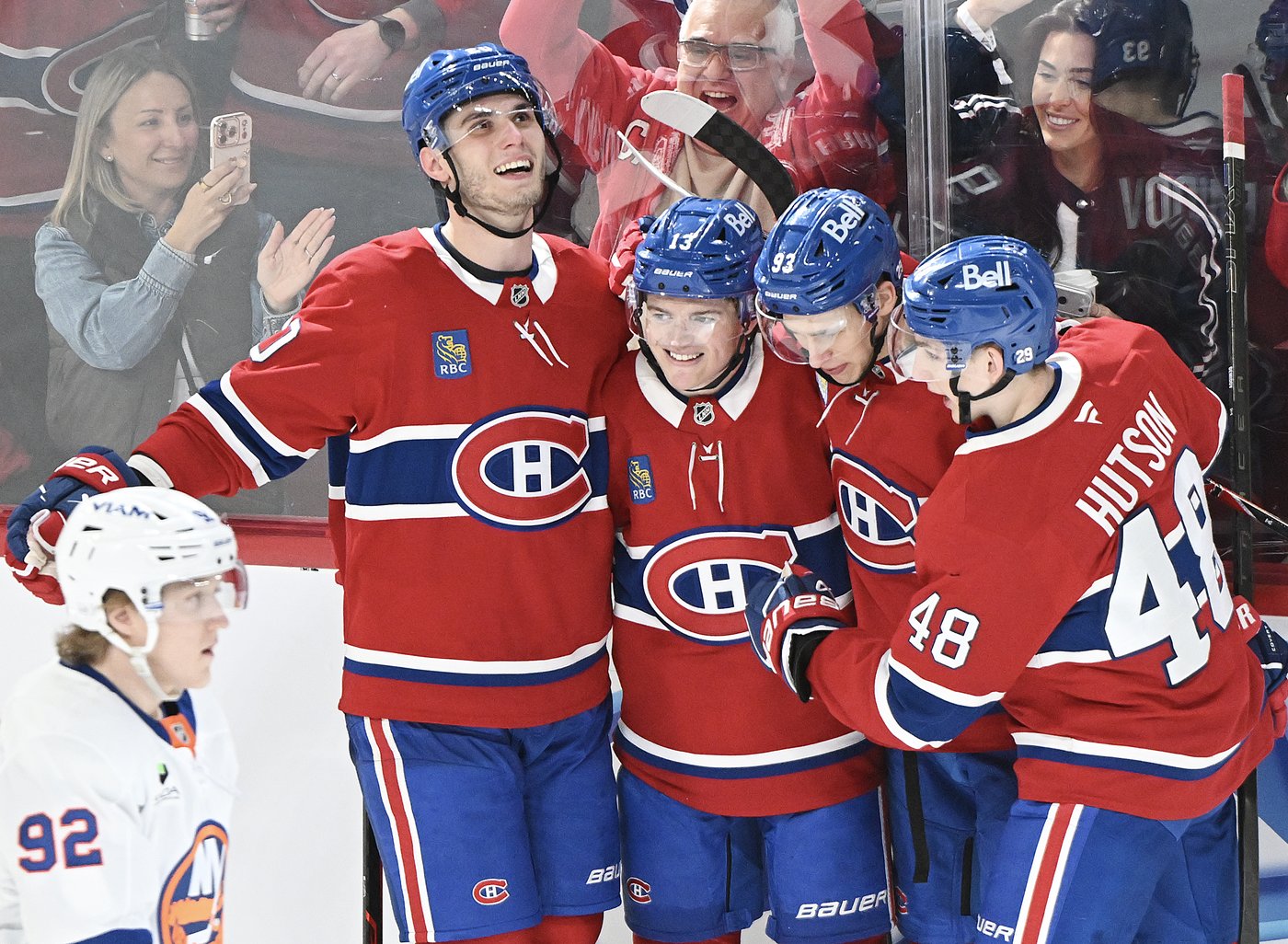 With fresh buzz cut, Slafkovsky boosts Canadiens' first line to another level | iNFOnews.ca With fresh buzz cut, Slafkovsky boosts Canadiens' first line to another level | iNFOnews.ca