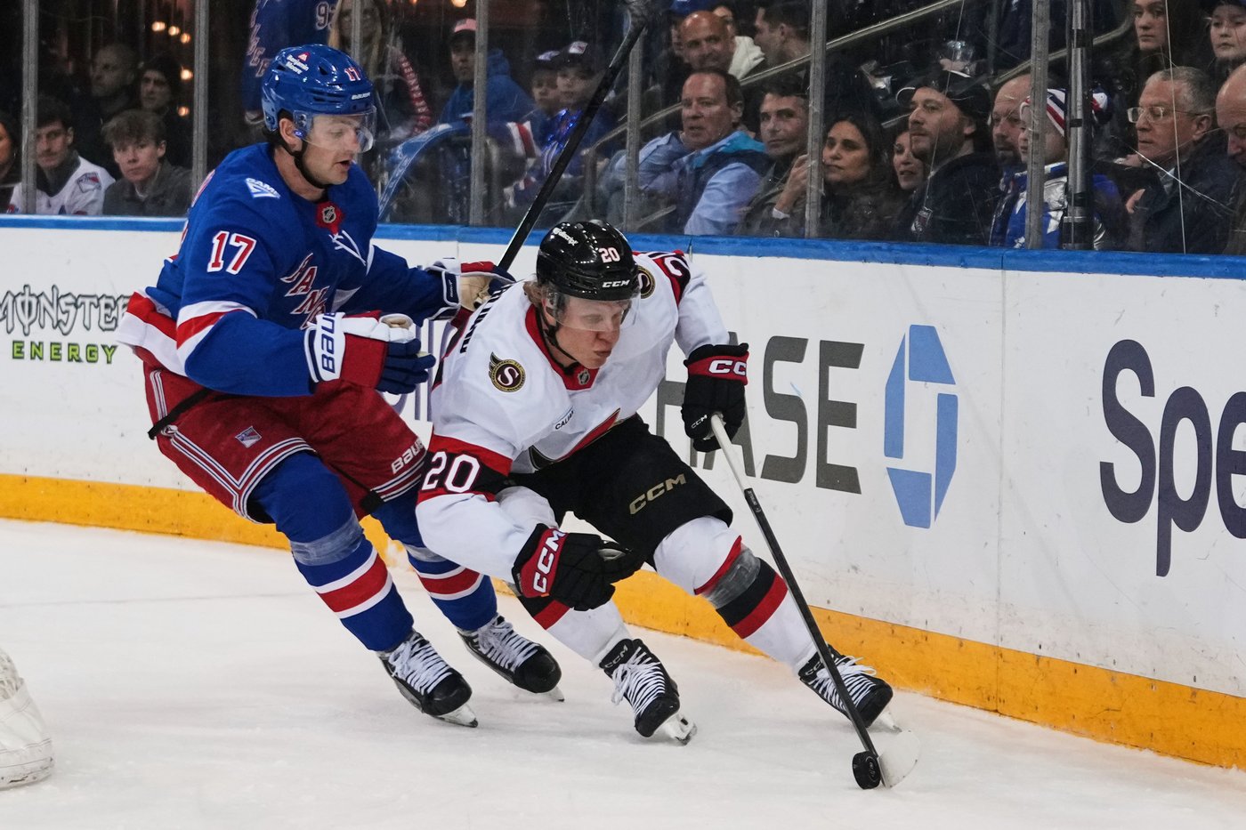 Down to 4 defensemen, Senators hold the Rangers to the fewest shots by an NHL team since 2015 | iNFOnews.ca Down to 4 defensemen, Senators hold the Rangers to the fewest shots by an NHL team since 2015 | iNFOnews.ca