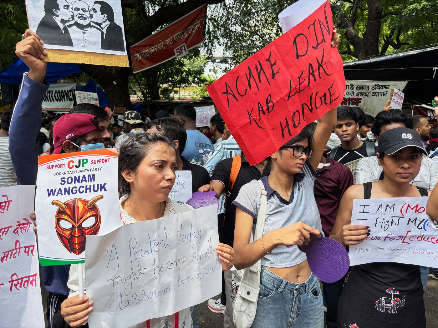 India's Cockroach movement holds a capital sit-in as police crack down on protests | iNFOnews.ca