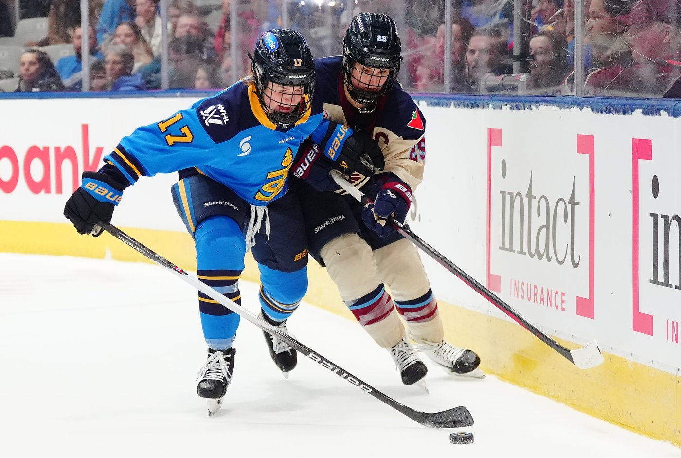 Poulin helps Victoire net sixth straight win with 4-3 shootout decision over Sceptres | iNFOnews.ca