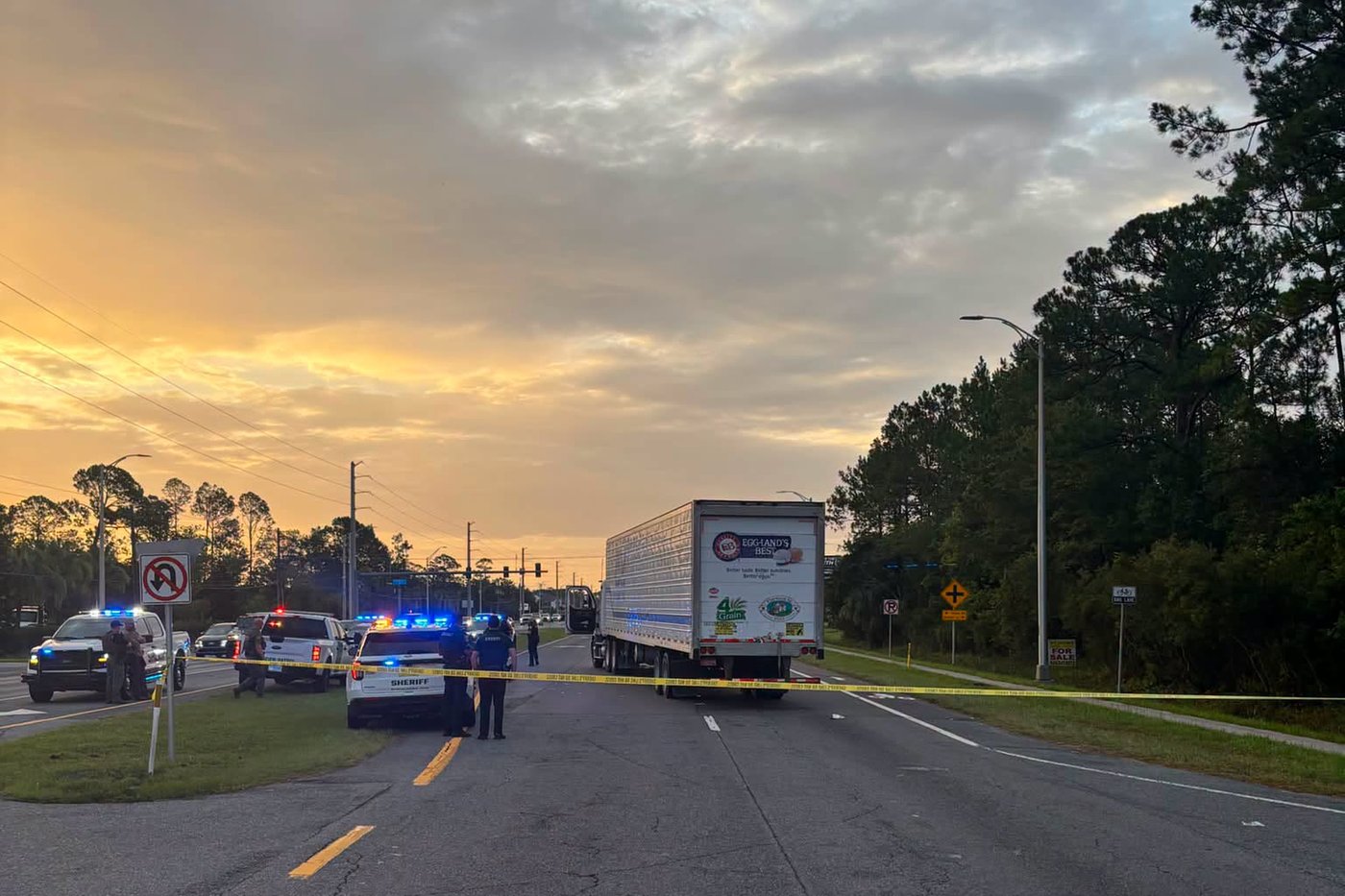 ICE should keep making traffic stops despite recent shootings, Trump says | iNwheels ICE should keep making traffic stops despite recent shootings, Trump says | iNwheels