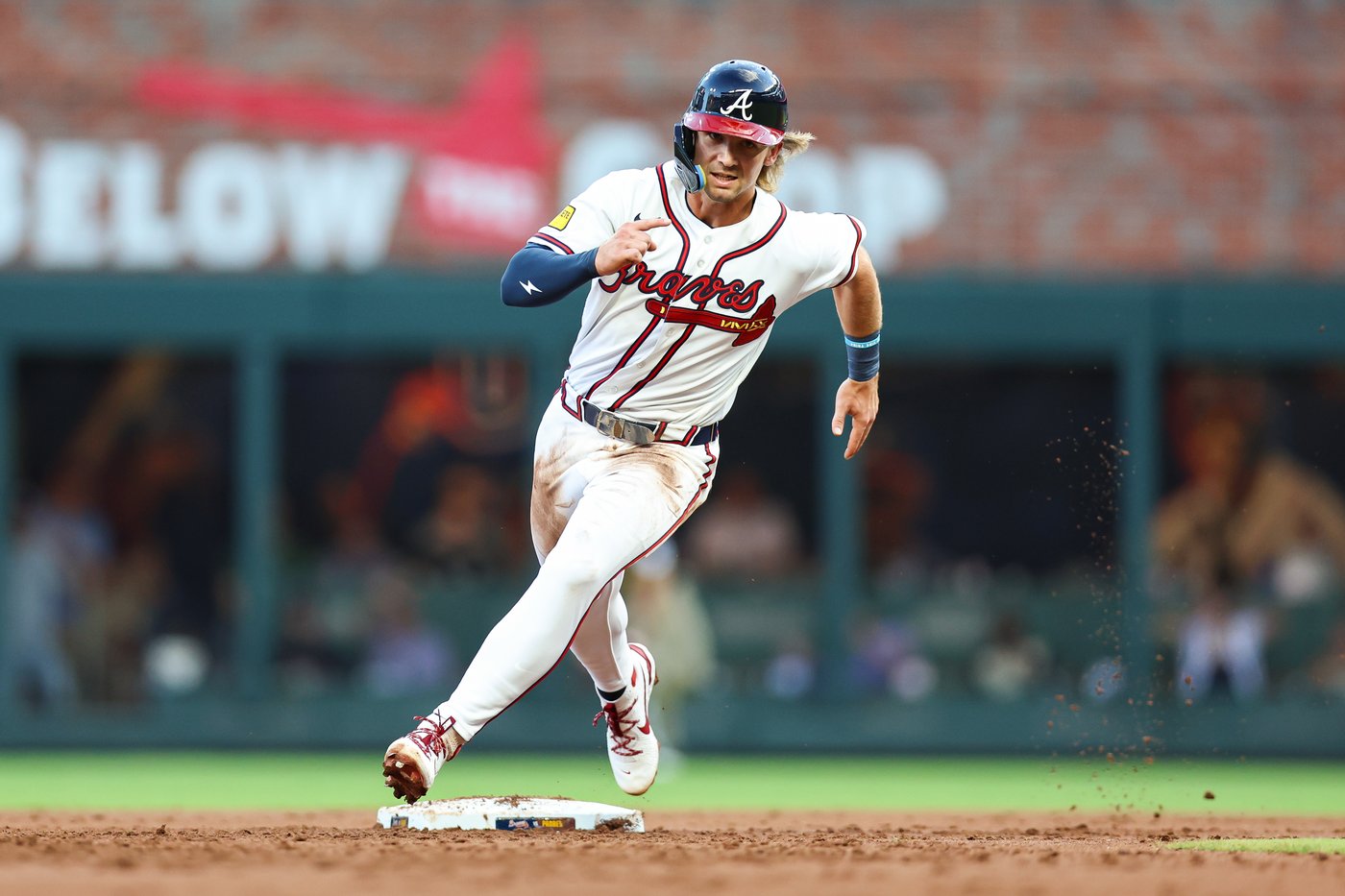 Jarvis doubles in go-ahead run in 6-run 8th inning as Braves hold on in 9th to edge Padres 7-6 | iNFOnews.ca Jarvis doubles in go-ahead run in 6-run 8th inning as Braves hold on in 9th to edge Padres 7-6 | iNFOnews.ca