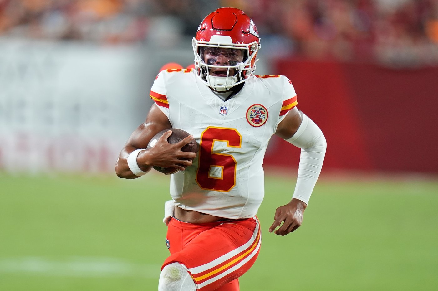 Chiefs' Butker kicks 69-yard field goal, but has late misses as Daniels rallies Bucs to 16-15 win | iNFOnews.ca Chiefs' Butker kicks 69-yard field goal, but has late misses as Daniels rallies Bucs to 16-15 win | iNFOnews.ca