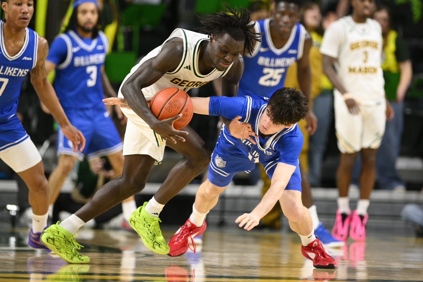 Jahari Long scores 21 points as George Mason pounds No. 25 Saint Louis, 86-57 | iNFOnews.ca