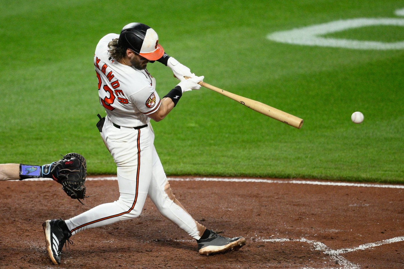Alexander homers and drives in 6 runs, Henderson has 2 HRs in Orioles' 11-2 win over Rays | iNFOnews.ca