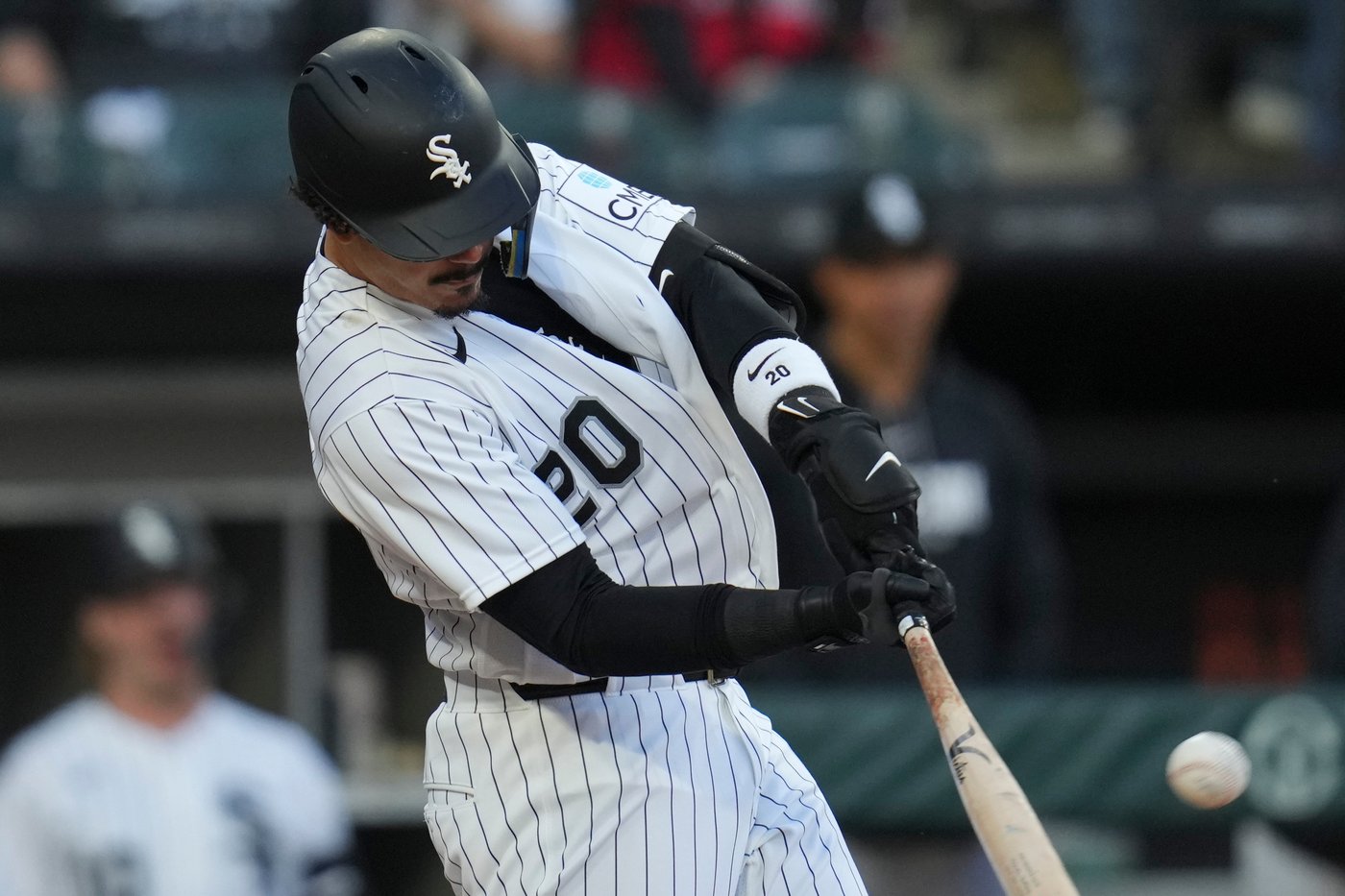Miguel Vargas homers twice as the White Sox beat Luis Castillo and the Mariners 6-1 | iNFOnews.ca